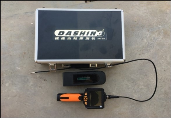 HC-01 visual termite detector fitted with a microwave sounder” used on site